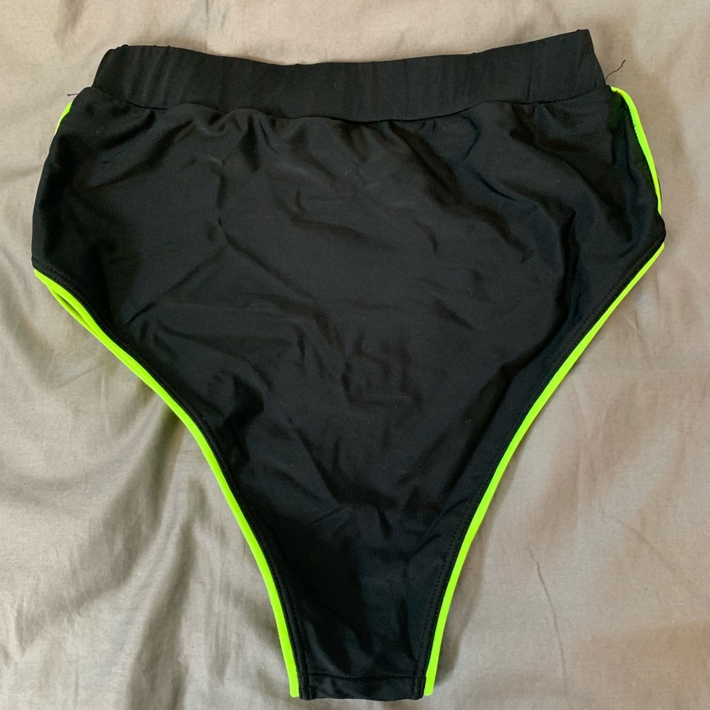 Bikini bottom